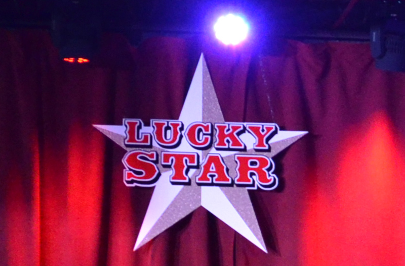 Interior image of Lucky Star